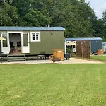The Bibury - Westwell Downs Shepherd Huts